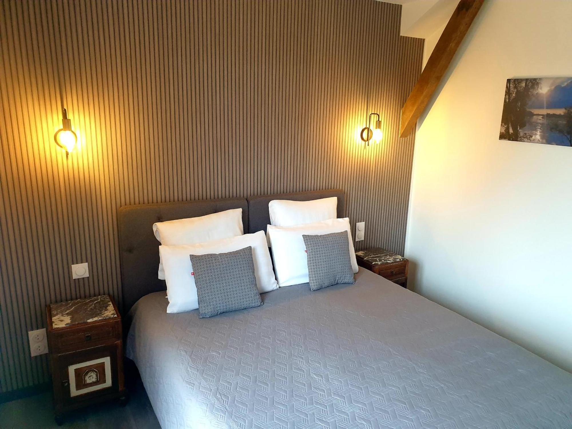 Le Heron Pourpre B&B Gastronomique Cronat Rom bilde